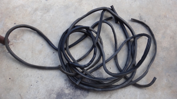 กระดูกงูประตู ISUZU MU ใส่ TFR CAMEO