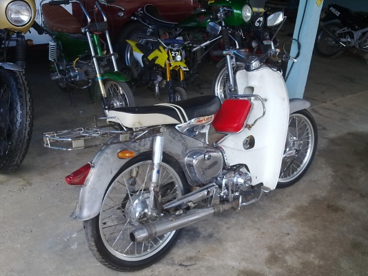 ขายรถ c100 เก๋าๆ แรงๆ สักคัน