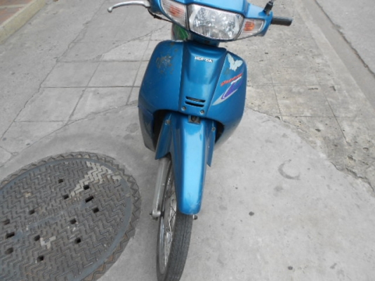 Honda-Dream เครื่องกริ๊บมากครับไม่เยิ้ม ควันไม่ไหล