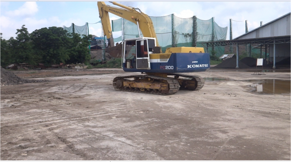 ขายแม็คโค 200 รุ่น 3 ราคา 750,000 บาท ขายแม็คโค 200 รุ่น 3 ราคา 750,000 บาท