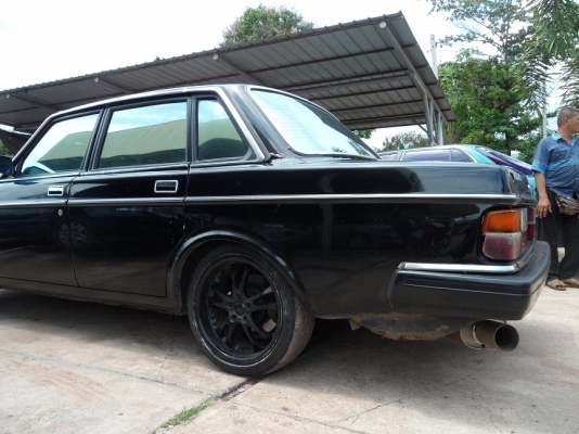 ขายล้อแม็ก ขอบ17 5รู100 แถมยาง 205/45/17 ครับ ขายล้อแม็ก ขอบ17 5รู100 แถมยาง 205/45/17 ครับ