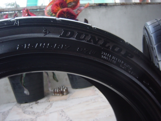 ยาง DUNLOP ขอบ 17 สภาพดีทั้ง 2 เส้น ไม่มีปะ ไม่บวม ยาง DUNLOP ขอบ 17 สภาพดีทั้ง 2 เส้น ไม่มีปะ ไม่บวม