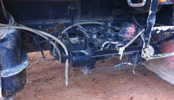 ***ขายแล้วครับขอบคุณ Truck2hand ***ขออนุญาต ลงขายใหม่ หลุดมัดจำ!! ขาย ตัดก่อนฟิตเครื่อง 6ล้อดั๊มดิน ISUZU ROCKY FRR 175HP 6BG1 เครื่องดี มีอ่อนหน่อย ช่วงล่างแน่นคัสซีสวยไม่ผุไม่ดาม กระบะดั๊มเหล็ก6ตันยิงหน้า 3.60ม. สภาพดีพื้นดีข้างดีไม่ผุ หัวบางภายในดีคอนโ