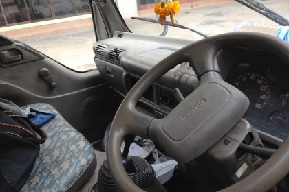 ขาย4ล้อ NKR หัวการ์ตูน รถห้างแท้ เกียร์สั้น 88แรง 4BG1 ปี40