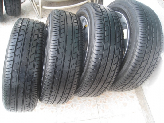 ขายล้อแม็ก Toyota vios ป้ายแดง 15"x5.5" et45 4รู100 + ยางปี13 สนใจติดต่อเล็กคลองสามครับ (081-3747940)