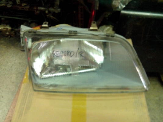 ไฟหน้า OPEL REKORD ด้านขวา