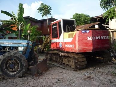 ขายรถแบ็คโฮ komatsu pc 120 -5 แอร์พร้อม คอนโทรลสั้น เอวแน่น เครื่องปั๊มดี เอกสารสัญญาซื้อขาย