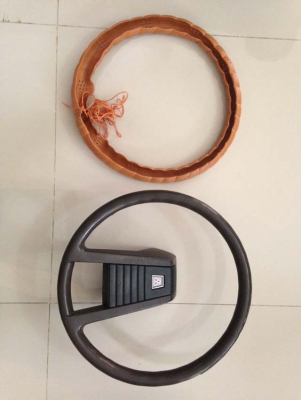 พวงมาลัยเดิม Mitsubishi A173  (กล่องไม้ขีด)