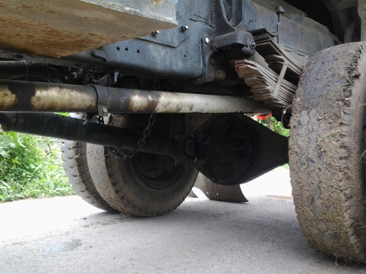 ขาย6ล้อใหญ่หัวยาวสถาพสวยเต็มพร้อมไช้ขับงายขับสบายแอร์เย็นเฉิมพวงมาลัยเพาเวอร์