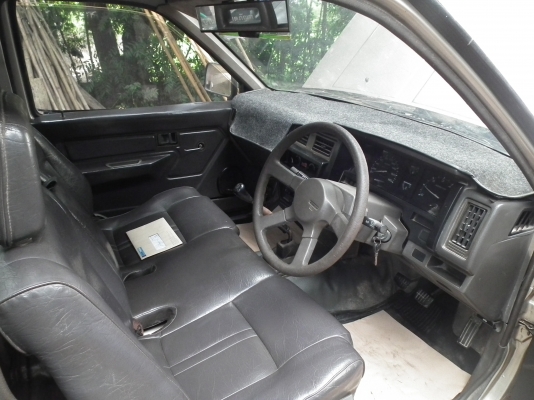 ขาย บิกเอ็ม ตอนเดียว 2.5 ฝาแดง  รถบ้าน พร้อมใช้