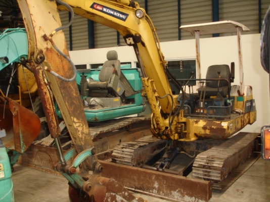 ถึงไทยแล้ว PC40-6 แทร็คเหล็กใบแทร็คใหญ่ อาร์มยาวพิเศษ นำเข้าจากญี่ปุ่น ขายถูกครับ