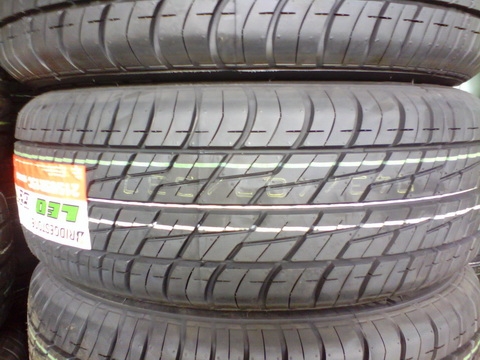 ยาง 215 65 15 Bridgestone LEO 627 ยางใหม่ๆ ครับเส้นละ 2,950.- ครับ