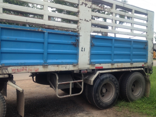 ขายสิบล้อพ่วง แม่-ลูก ไม่ดั้ม