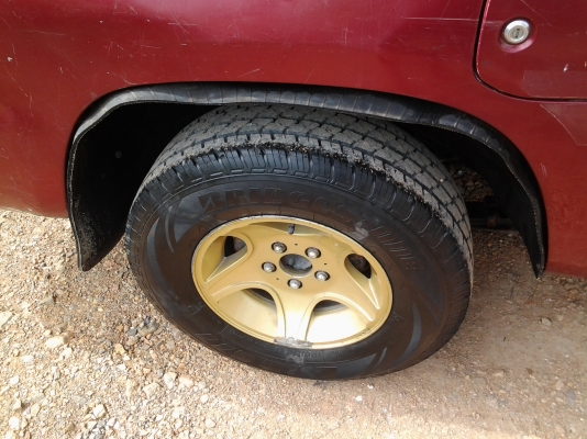 Toyota tiger หัวเดียว 2L 2500 cc. ปี99 ห้องเครื่องสวย กระบะไม่ต้องเปลี่ยน Toyota tiger หัวเดียว 2L 2500 cc. ปี99 ห้องเครื่องสวย กระบะไม่ต้องเปลี่ยน