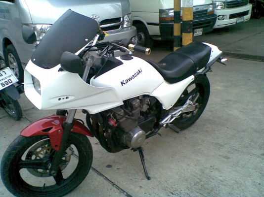 ขาย kawasaki gpz400fราคา35,000บาท ขาย kawasaki gpz400fราคา35,000บาท