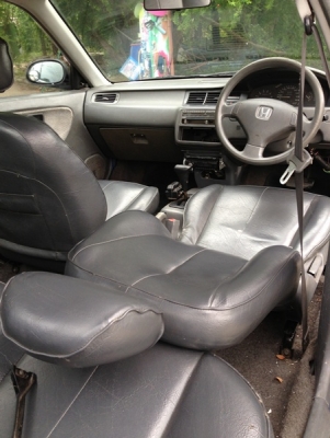 รถแต่งนิดหน่อย เครื่องช่วงล่างดี น้ำมัน+LPGสียังสวยอยู่เกียออโต้