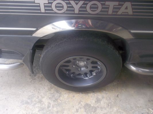 ขอขายรถตู้สักคันในราคา120000บาทครับ