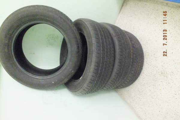 ขายยางงเปอย์เซนต์ เกรดเอสภาพใหม่มาก