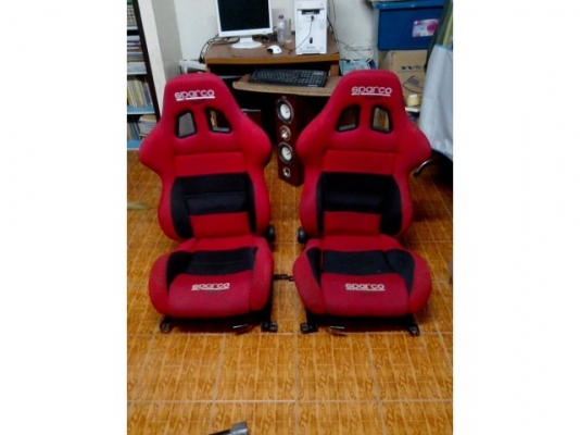 ขายเบาะsparco1คู่พร้อมรางสวยๆ7500