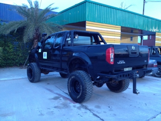 กระบะ NAVARA Off-Road กระบะ NAVARA Off-Road