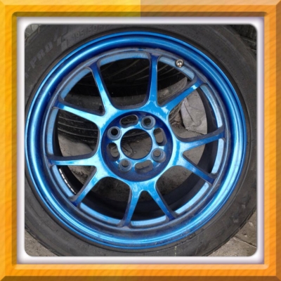 ขายแม็กมือ2 สีน้ำเงินแก้ว ขอบ15 4 รู100 ราคา 6,500 บาท ***ไม่มียาง***