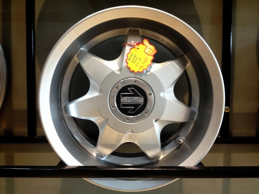 ขายล้อแม๊คนำเข้าจากญี่ปุ่น มีให้เลือกหลายแบบ ราคาสบายกระเป๋า