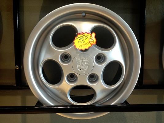 ขายล้อแม๊คนำเข้าจากญี่ปุ่น มีให้เลือกหลายแบบ ราคาสบายกระเป๋า