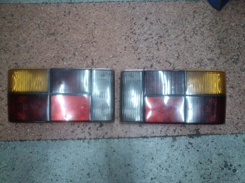 ไฟท้าย Volvo 244 ซ้าย 5 ช่อง แท้เก่า