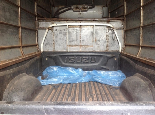 ขายดีแม็ค ปี 50 เครื่อง 2 J รถสีเดิมโรงงาน บอดี้บางเดิม เครื่อง ช่วงล่างดี พร้อมลุยงาน