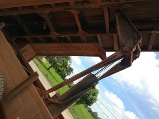 ขาย10ล้อ2เพลาดั๊ม HINO FM2K 260HP สภาพตามรูป รายละเอียดติดไว้ก่อนครับ ราคาต่อรองได้เด้อ พี่น้องครับ