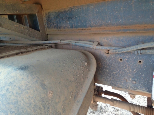 ขาย10ล้อ2เพลาดั๊ม HINO FM2K 260HP สภาพตามรูป รายละเอียดติดไว้ก่อนครับ ราคาต่อรองได้เด้อ พี่น้องครับ