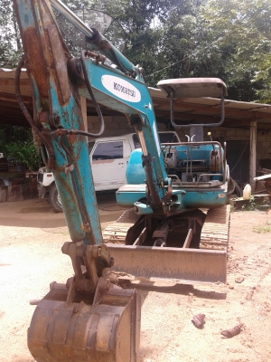 ขาย แบ็คโฮ KOMATSU รุ่น PC30-7 ราคา260000 บาท