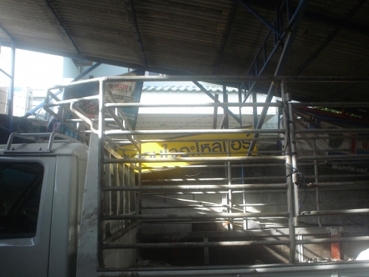 ขายคอกแป๊บน้ำ NPR ยาว 4.30เมตร  ถูกๆๆ- 14000บาท-มารับเอง