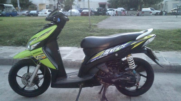 ขอขาย click &ldquo;มือแรก พร้อมแม็กยางใหม่