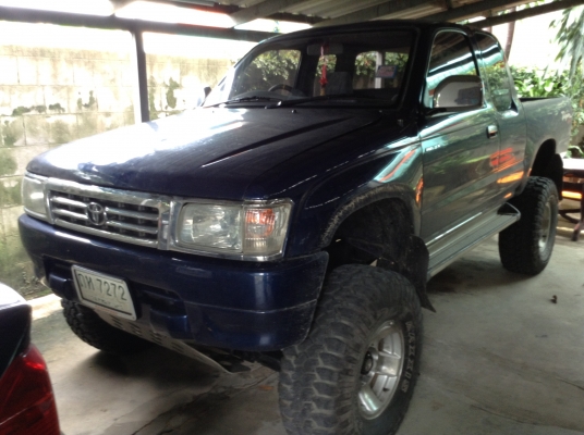 ขาย 4x4 Toyota Hilux Tiger 3000 cc.