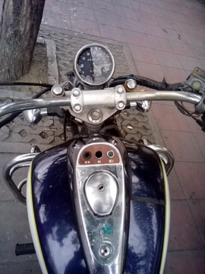 ขายคาวาซากิบอส 175 cc สภาพดีเครื่องดีขาย 16900บาท