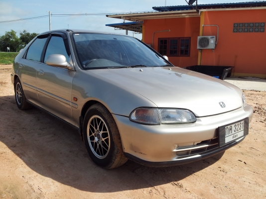 ขอขาย ซีวิค เตารีด ถูกๆ ขายเท่าทุน ครับ จำเป็นมากครับ