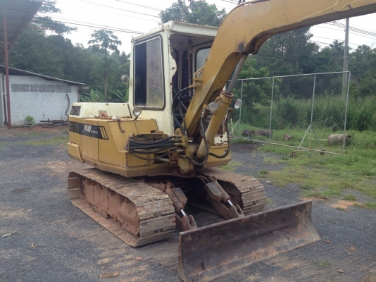 ขายเบคโฮ KOMATSU PC40-2 รถพร้อมใช้งาน สนใจโทร081-9701072