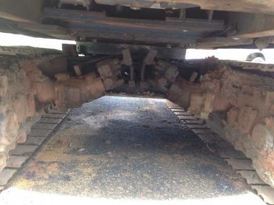 ขายเบคโฮ KOMATSU PC40-2 รถพร้อมใช้งาน สนใจโทร081-9701072
