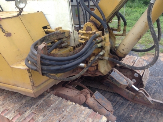 ขายเบคโฮ KOMATSU PC40-2 รถพร้อมใช้งาน สนใจโทร081-9701072