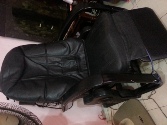 ขายเก้าอี้นวดไฟฟ้า12000 (สภาพ95 \%)