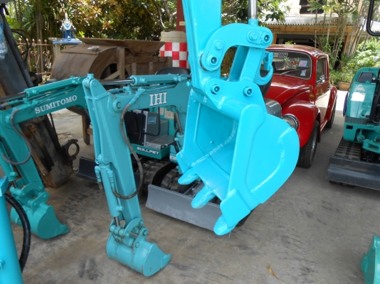 ขายรถขุดขนาดจิ๋ว KOMUTSU PC 10 MR เก่านอกปรับสถาพแล้ว