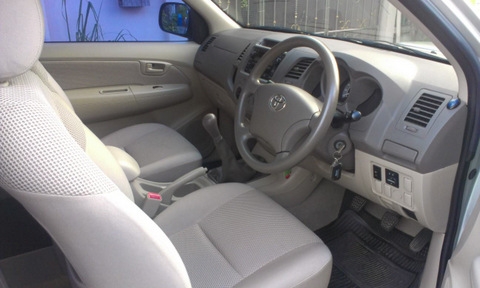 ขายรถบ้าน VIGO 2.5 E CAB Turbo intercooler ปี07 รถสวยครับตามรูปเลยค่ะ