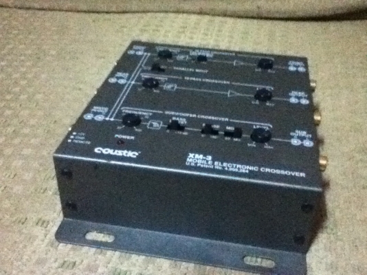 ขาย Coustic รุ่น XM-3 สภาพสวยๆ ใช้ปกติ 1800.-
