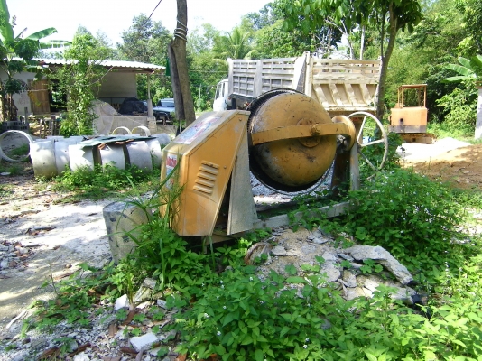 ขายรถดั้ม,เครื่องอัดอิฐบล็อก,แบบเสา,แบบปล้องบ่อ,เครื่องโม,อื่นๆ