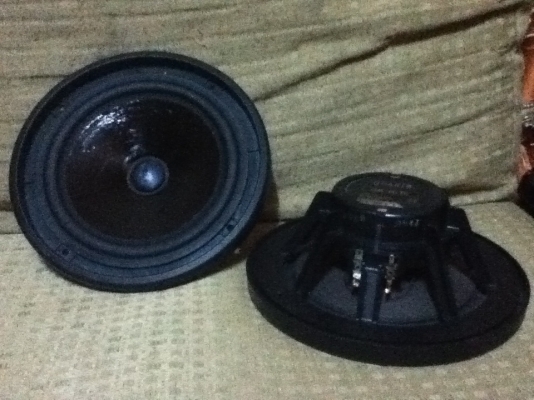 ขายลำโพง MB QUART รุ่น QM 160TC มีตะแกรงครบคุ่ครับขายถูกๆ 1300.-