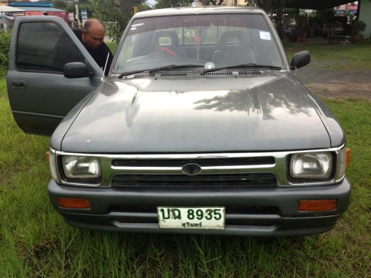 ขาย toyota hilux mighty-x สภาพสวยราคาถูก ซื้อไปใช้ได้เลย เจ้าของขายเอง พอดีพึ่งไปซื้อรถใหม่เลยตัดใจขาย