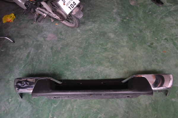 ขายกันชนหลัง Isuzu d max Hi-Lander