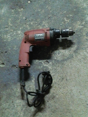 ขาย !! สว่าน maktec mt 811