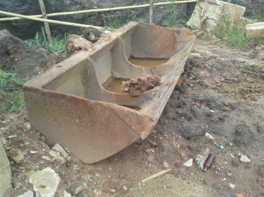 ขายด่วน บุ้งกี๋ HITACHI EX-120